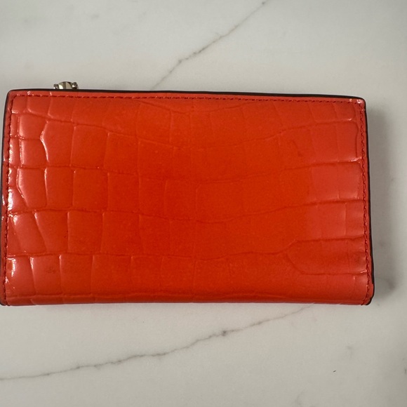 Kate Spade women’s bifold wallet - Picture 2 of 7